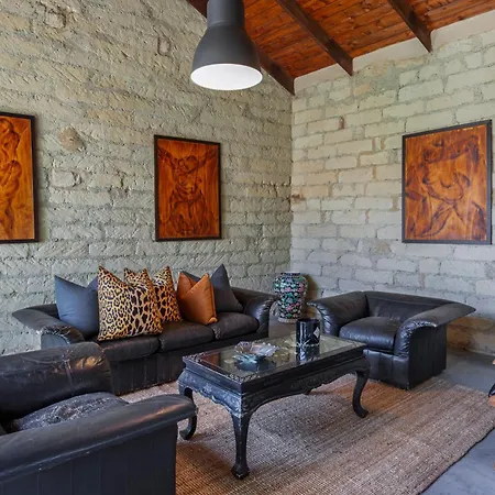 Hostdomus - Pool And Wine Vila