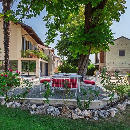 Hostdomus - Pool And Wine * Terruggia